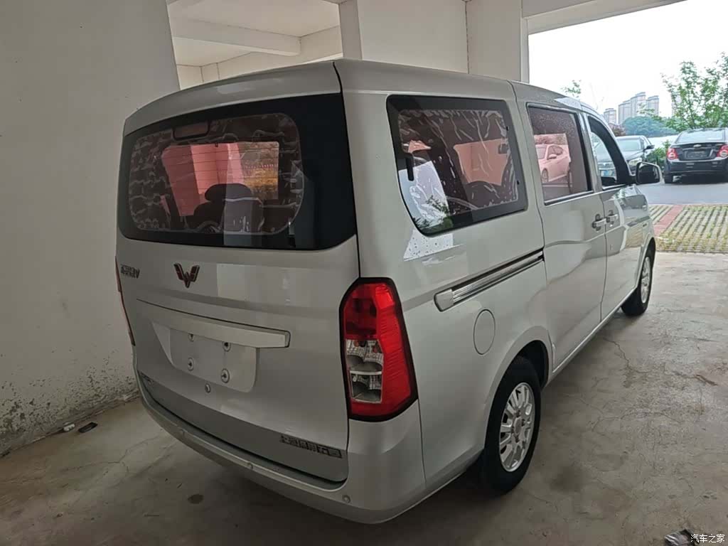 Wuling V, 2018 7