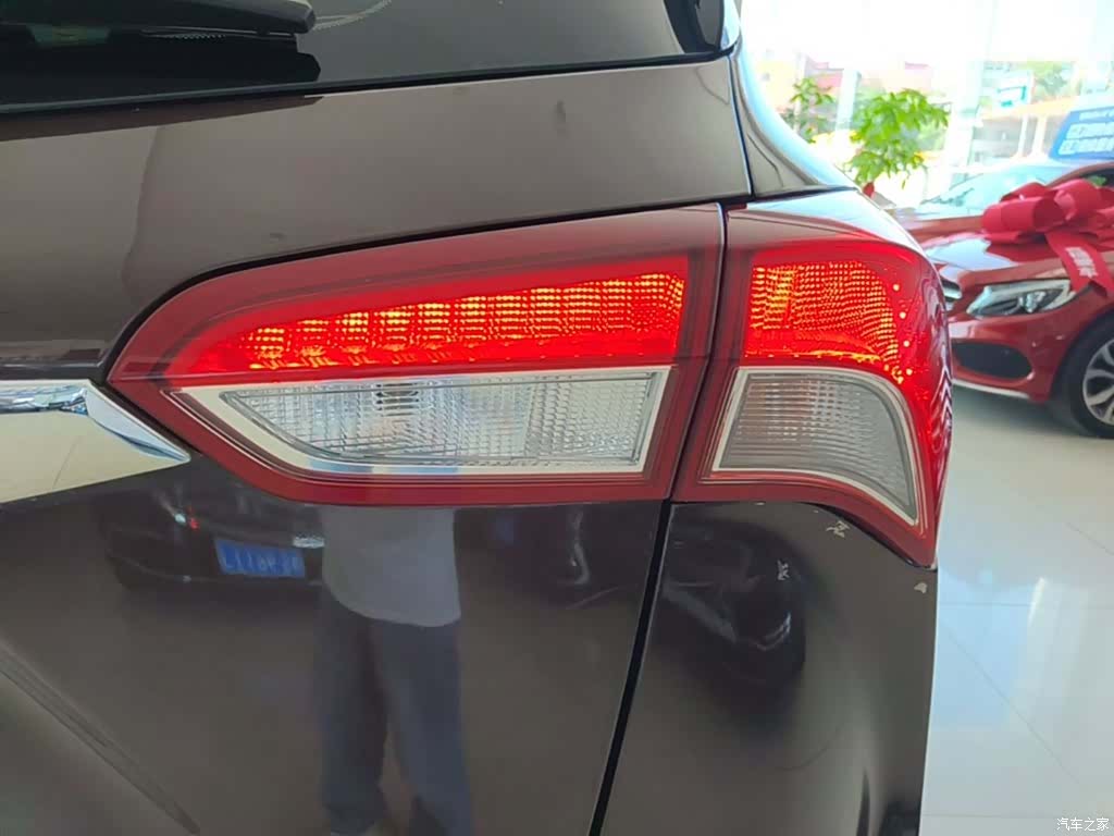 Buick Envision Plus, 2019 8