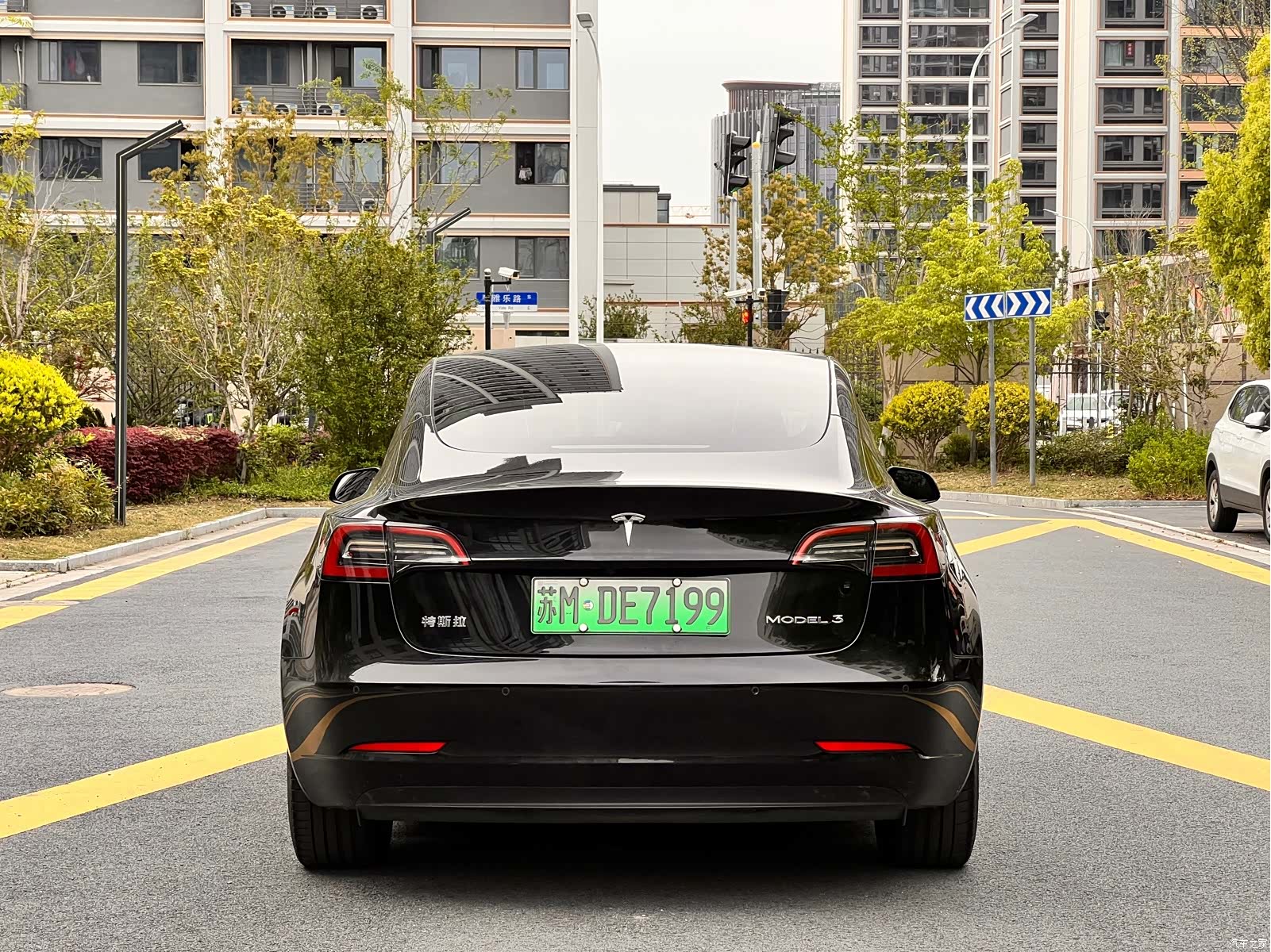 Tesla Model 3, 2023 14
