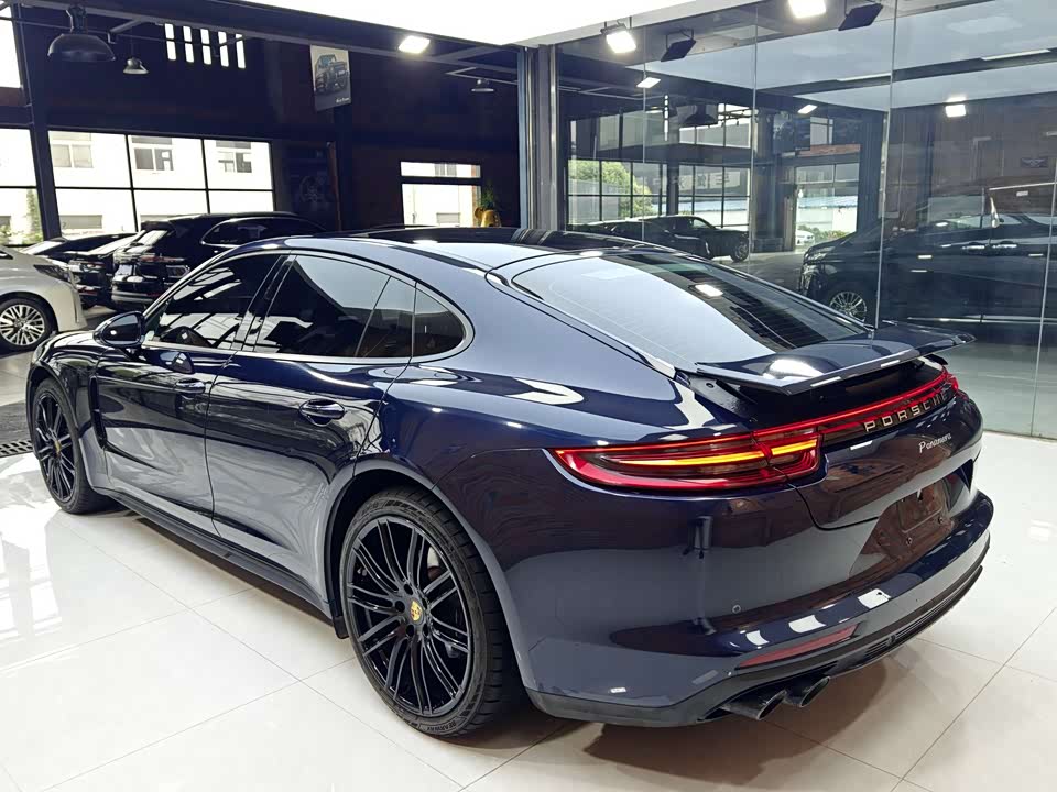 Porsche Panamera Porsche Panamera