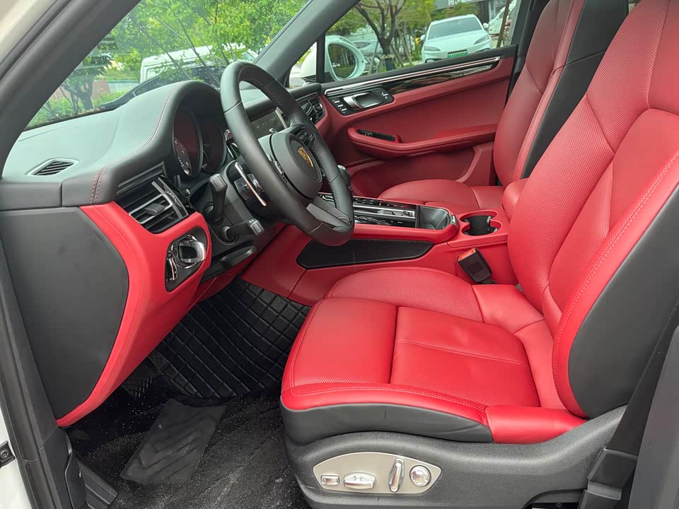 Porsche Macan Porsche Macan