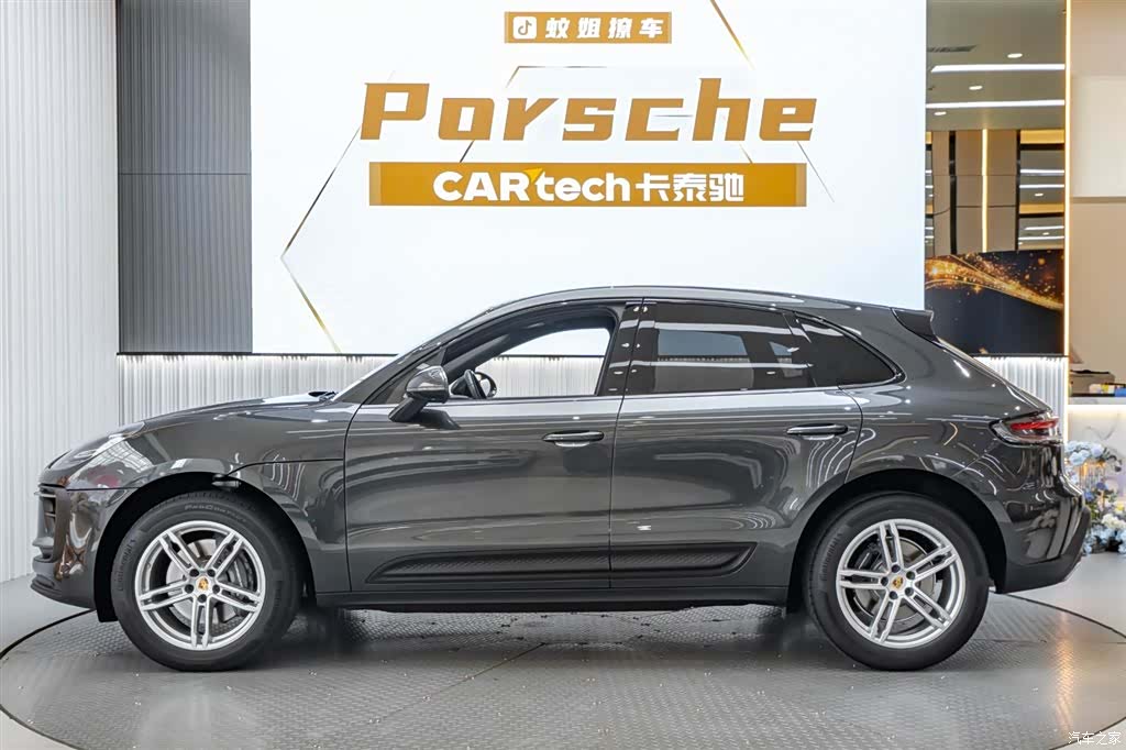 Porsche Macan, 2024 3