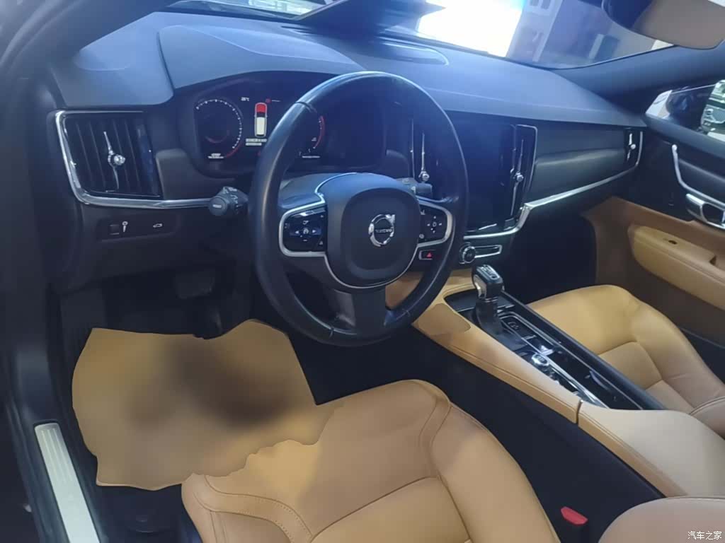 Volvo V90, 2019 10