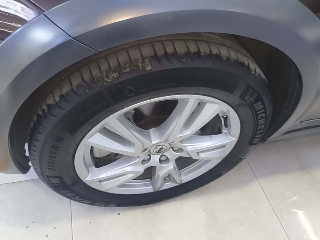 Volvo V90, 2019 23