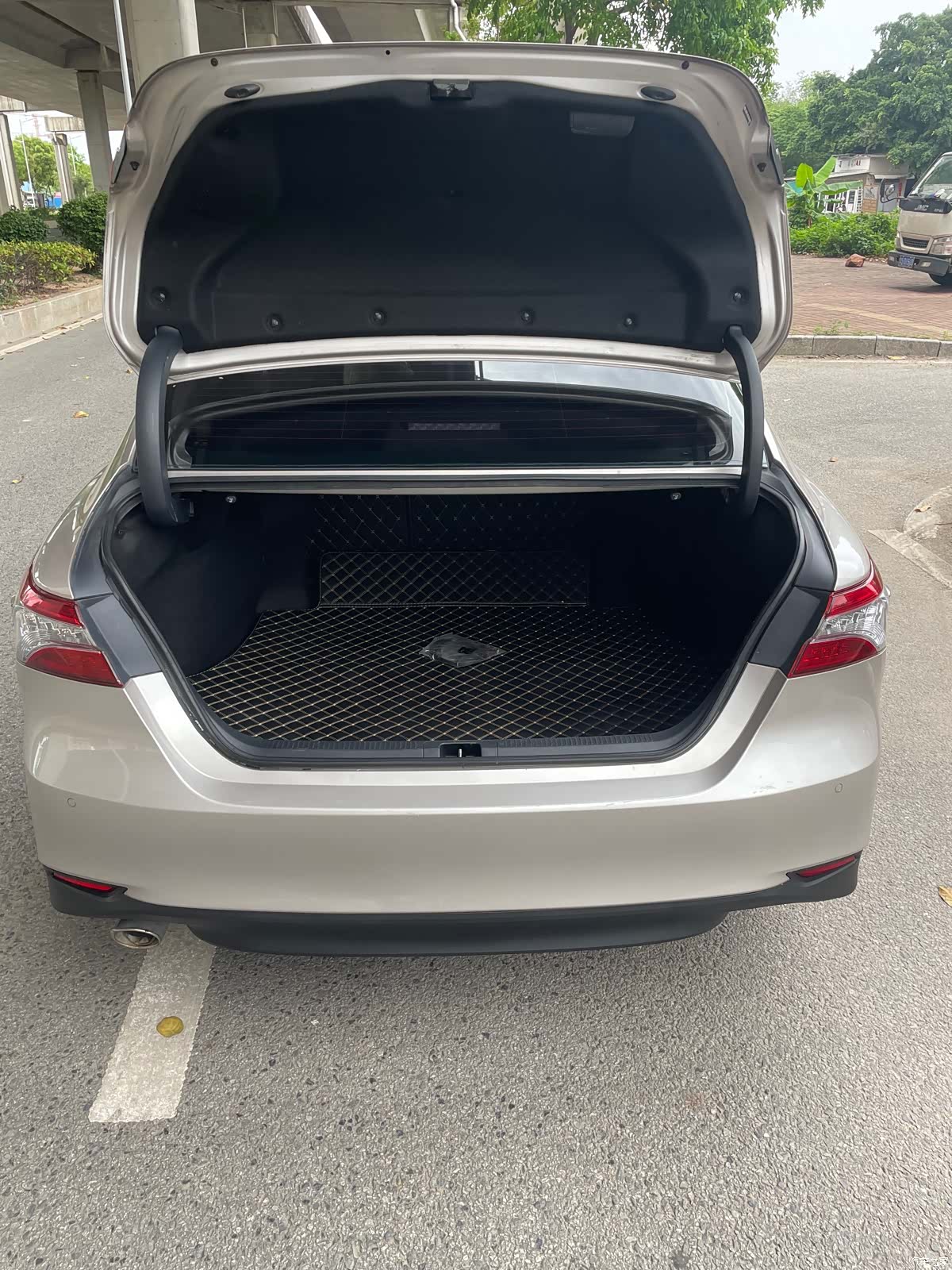 Toyota Camry, 2019 17
