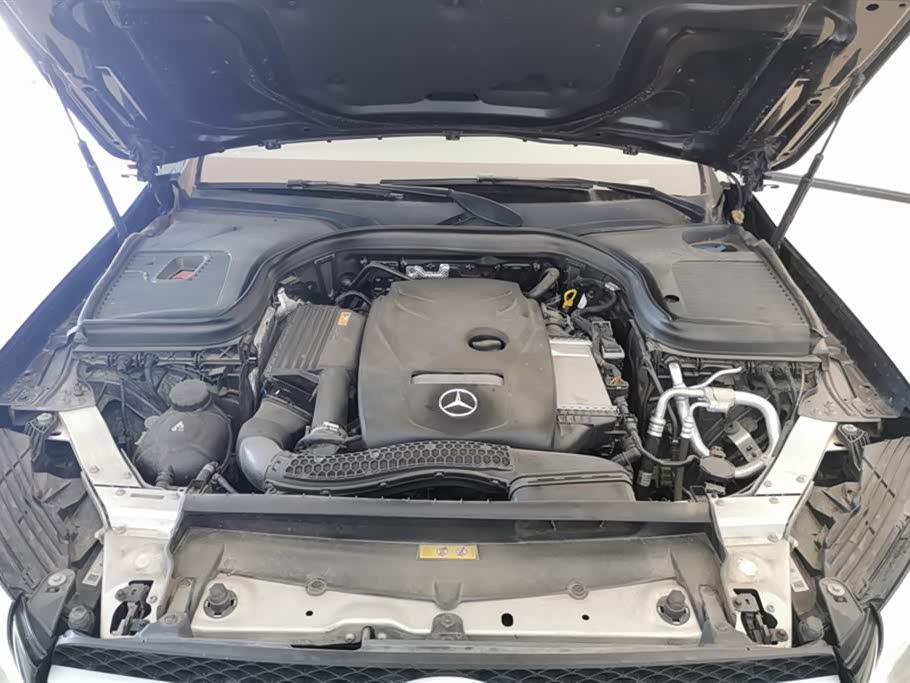 Mercedes-Benz GLC Mercedes-Benz GLC