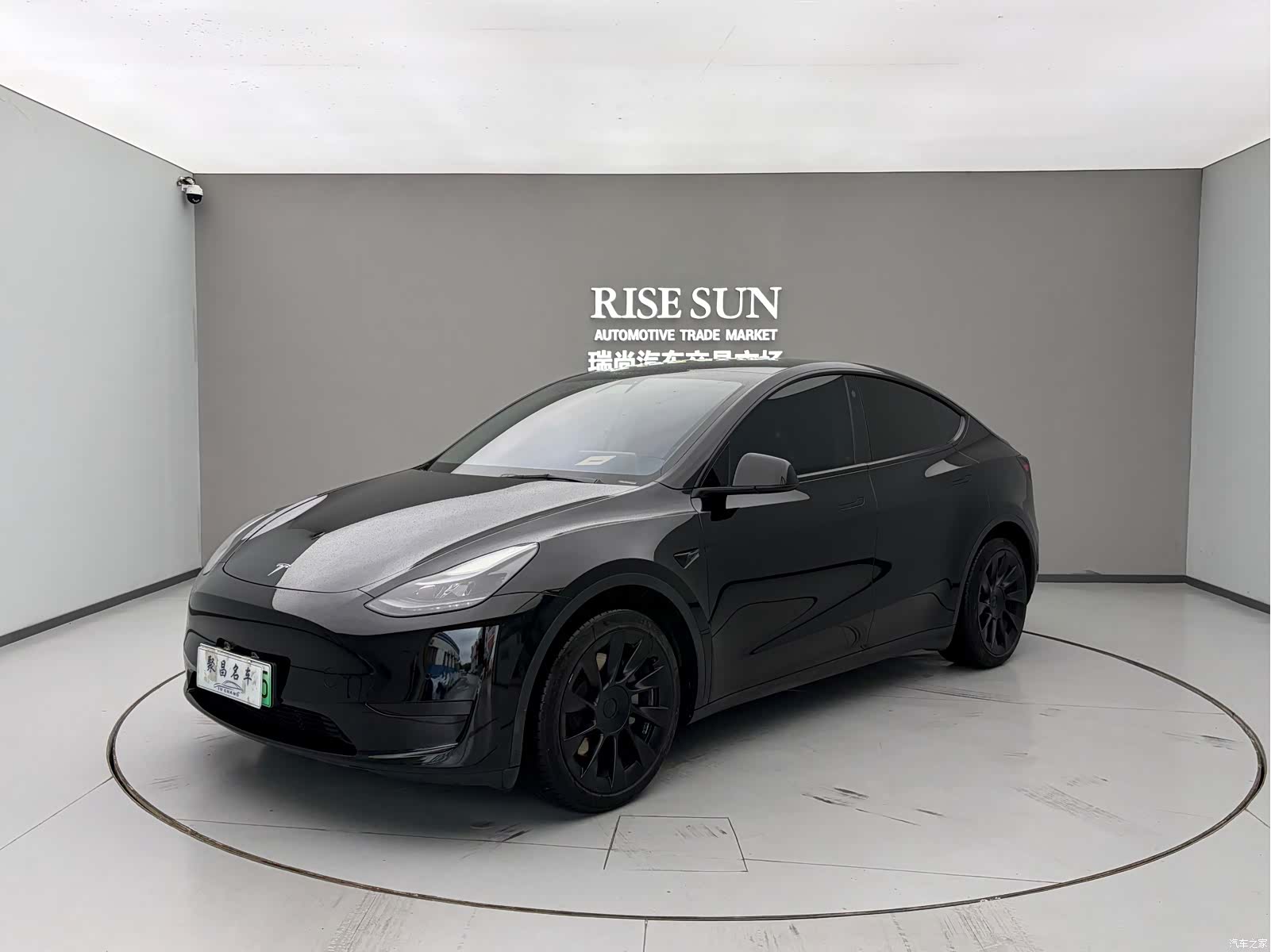 Tesla Model Y, 2022 1