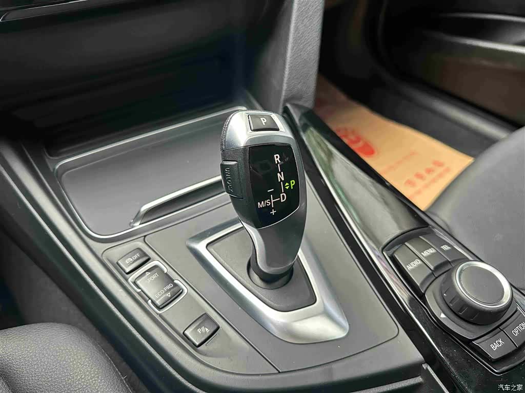 BMW 3 Series, 2017 12