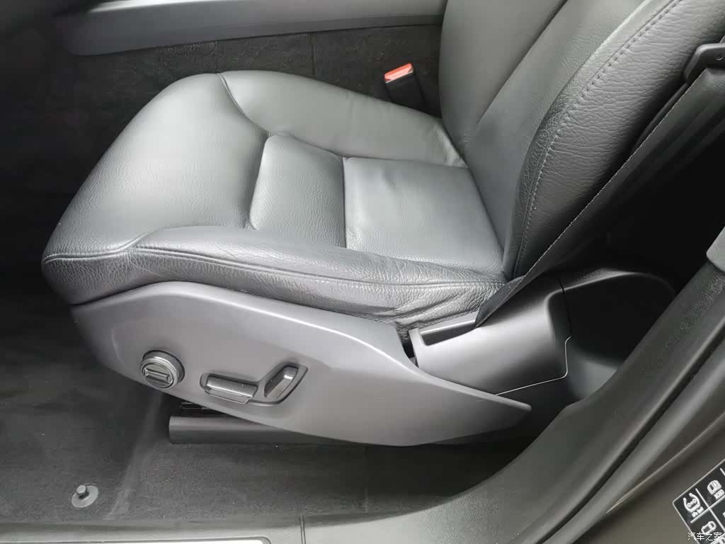 Volvo XC60, 2018 20