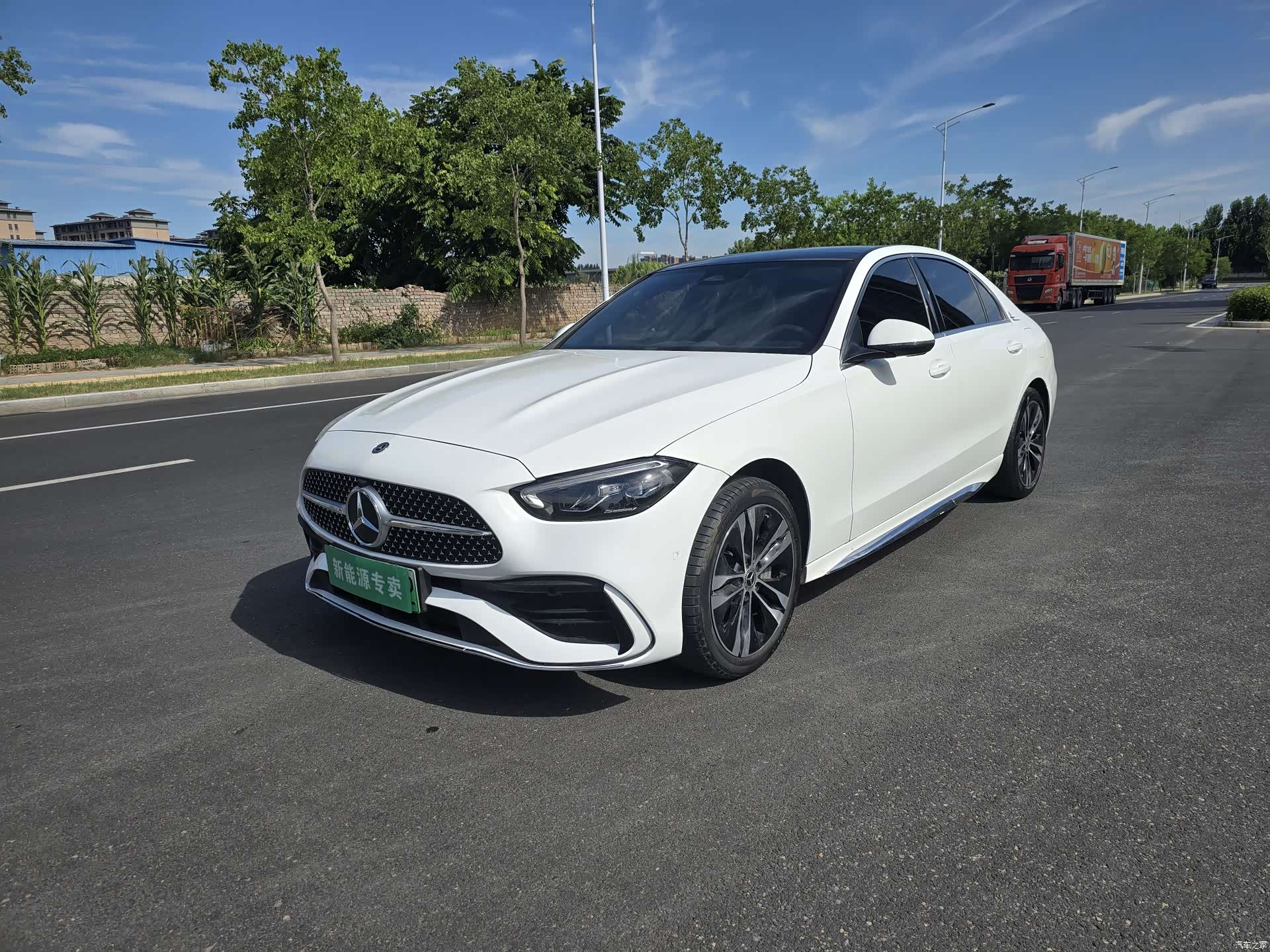Mercedes-Benz C-Class, 2024 1
