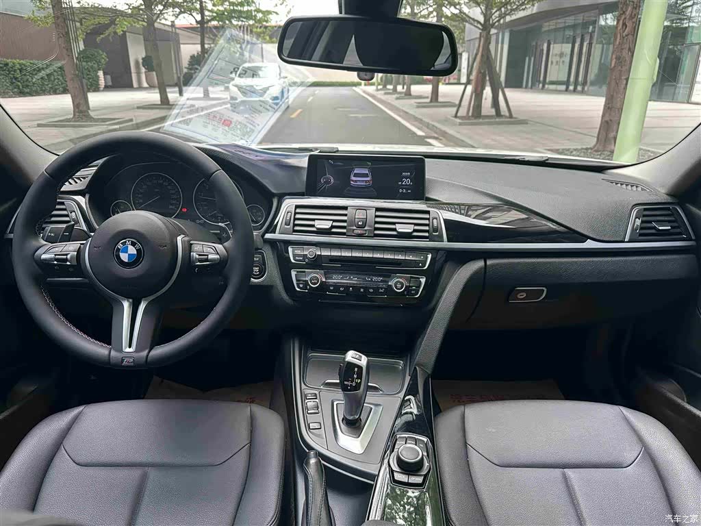 BMW 3 Series, 2017 18