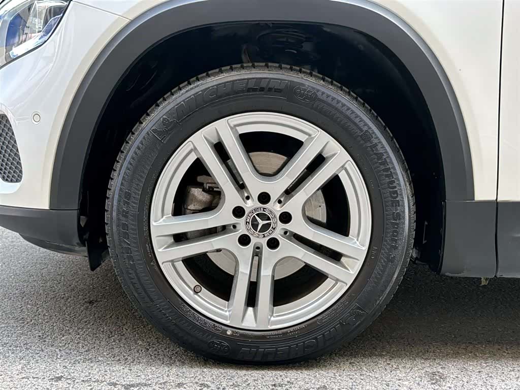 Mercedes-Benz GLB, 2021 6