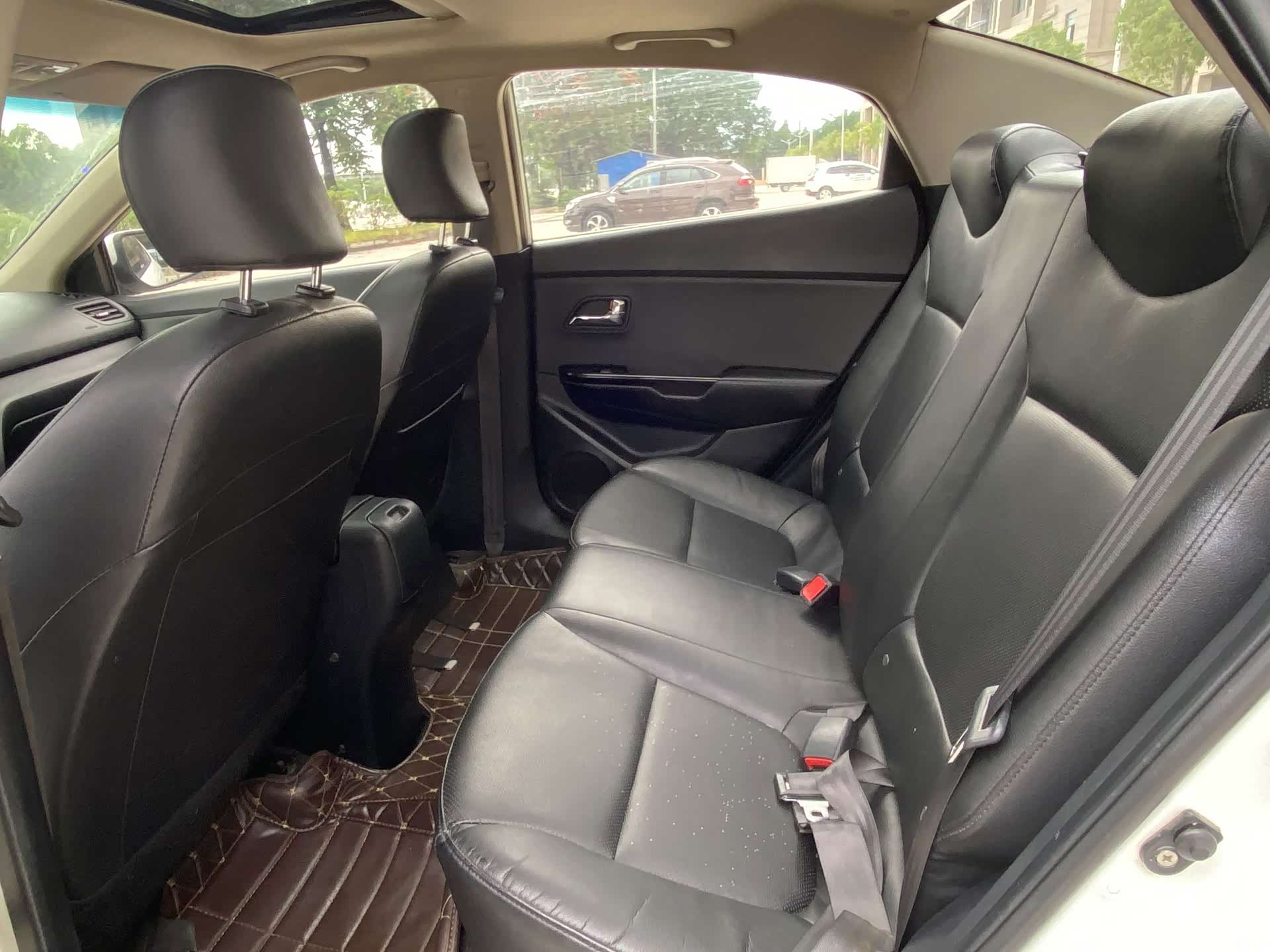 Kia K2, 2014 все фото