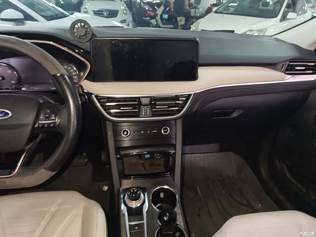 Ford Escape, 2021 13
