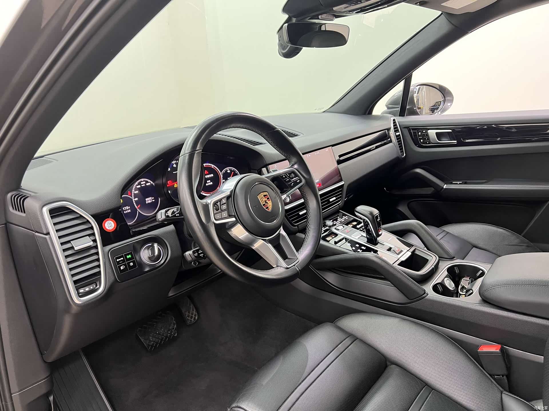 Porsche Cayenne, 2020 10