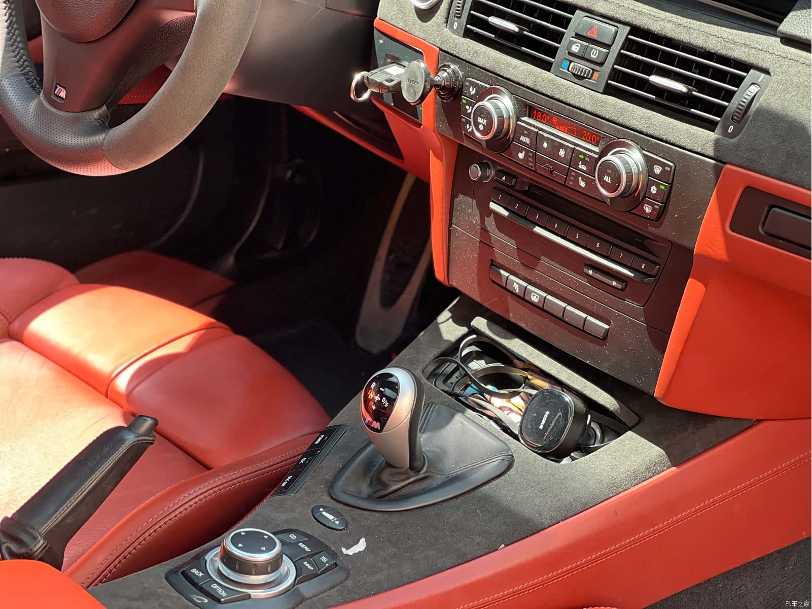 BMW M3, 2010 13
