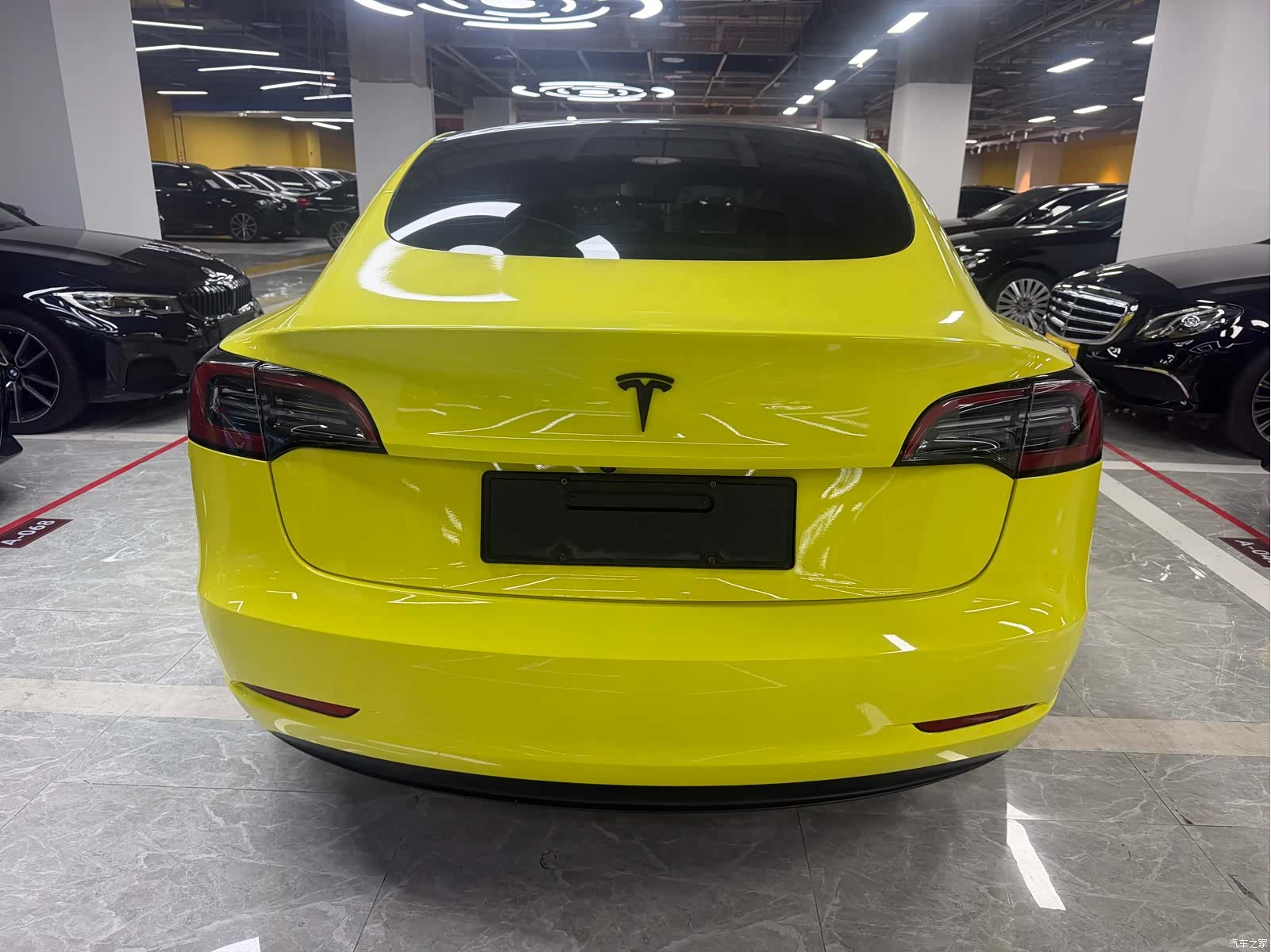 Tesla Model 3, 2023 16