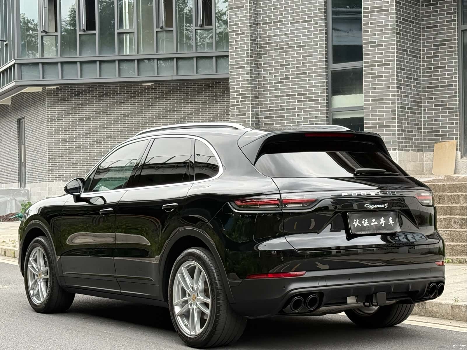 Porsche Cayenne, 2022 3
