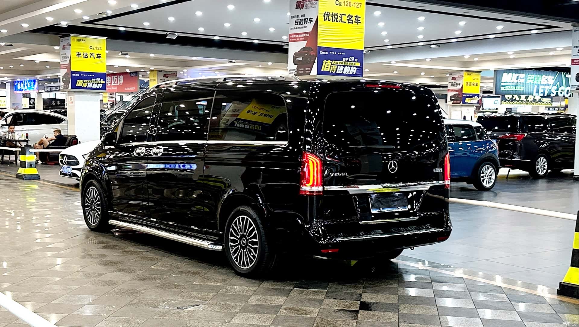 Mercedes-Benz V-Class, 2018 4