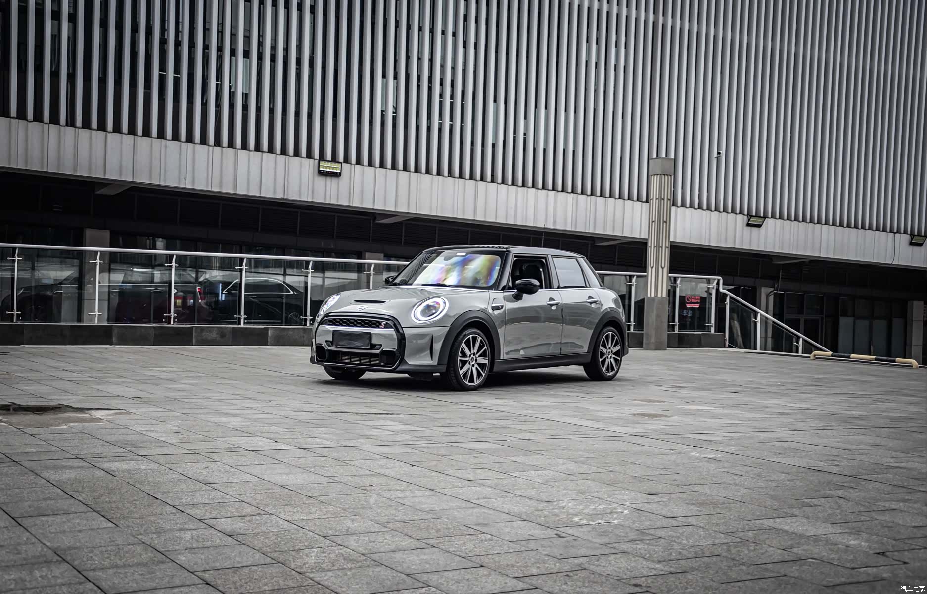 Mini Cooper, 2022 1