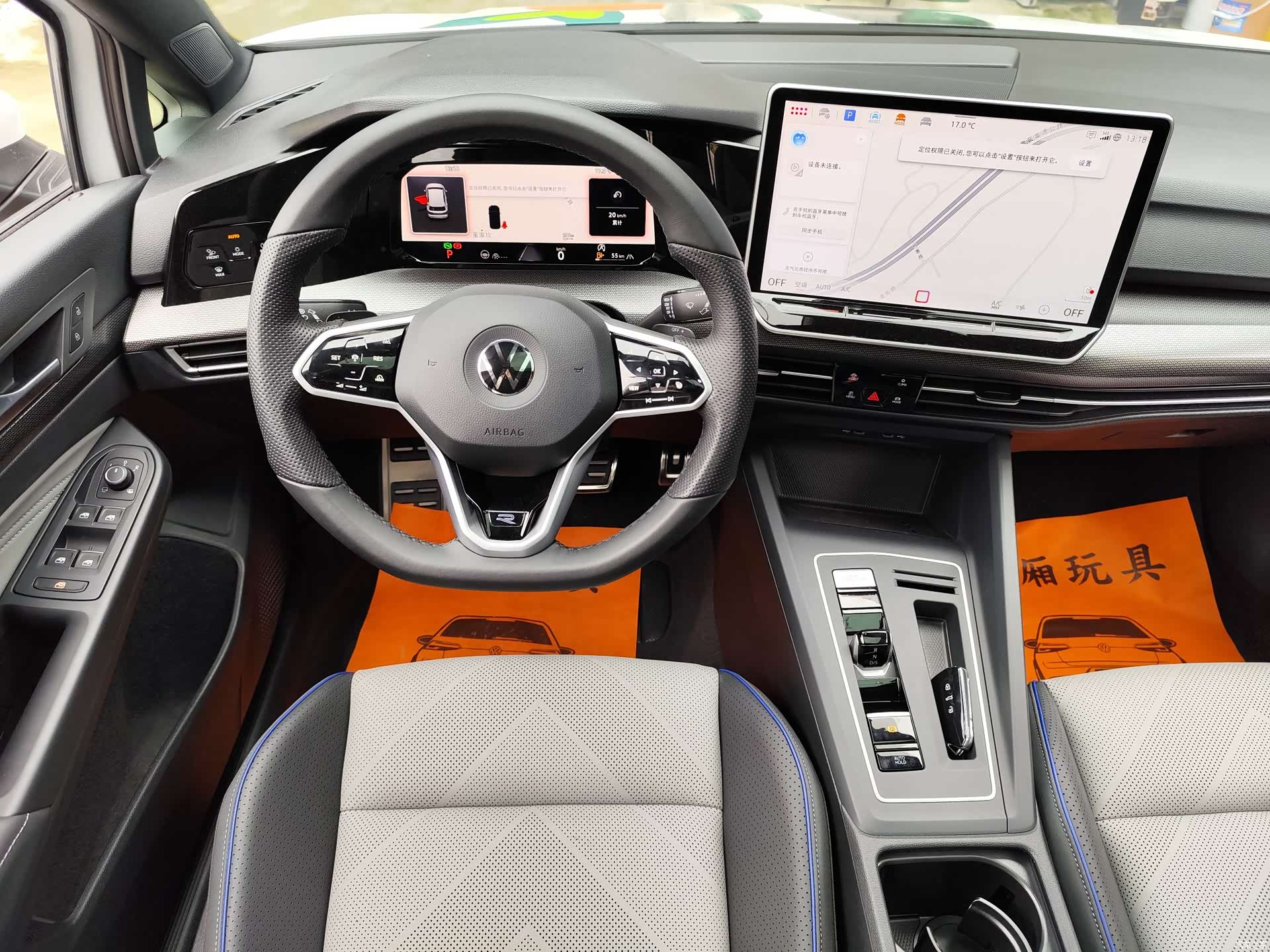Volkswagen Golf, 2024 3