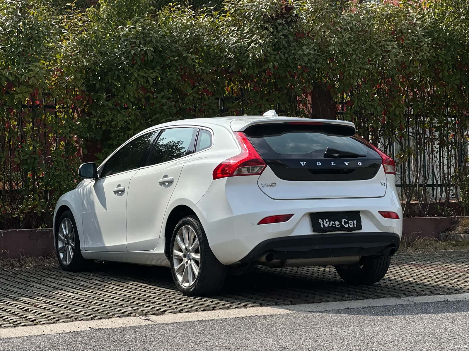 Volvo V40, 2016 19