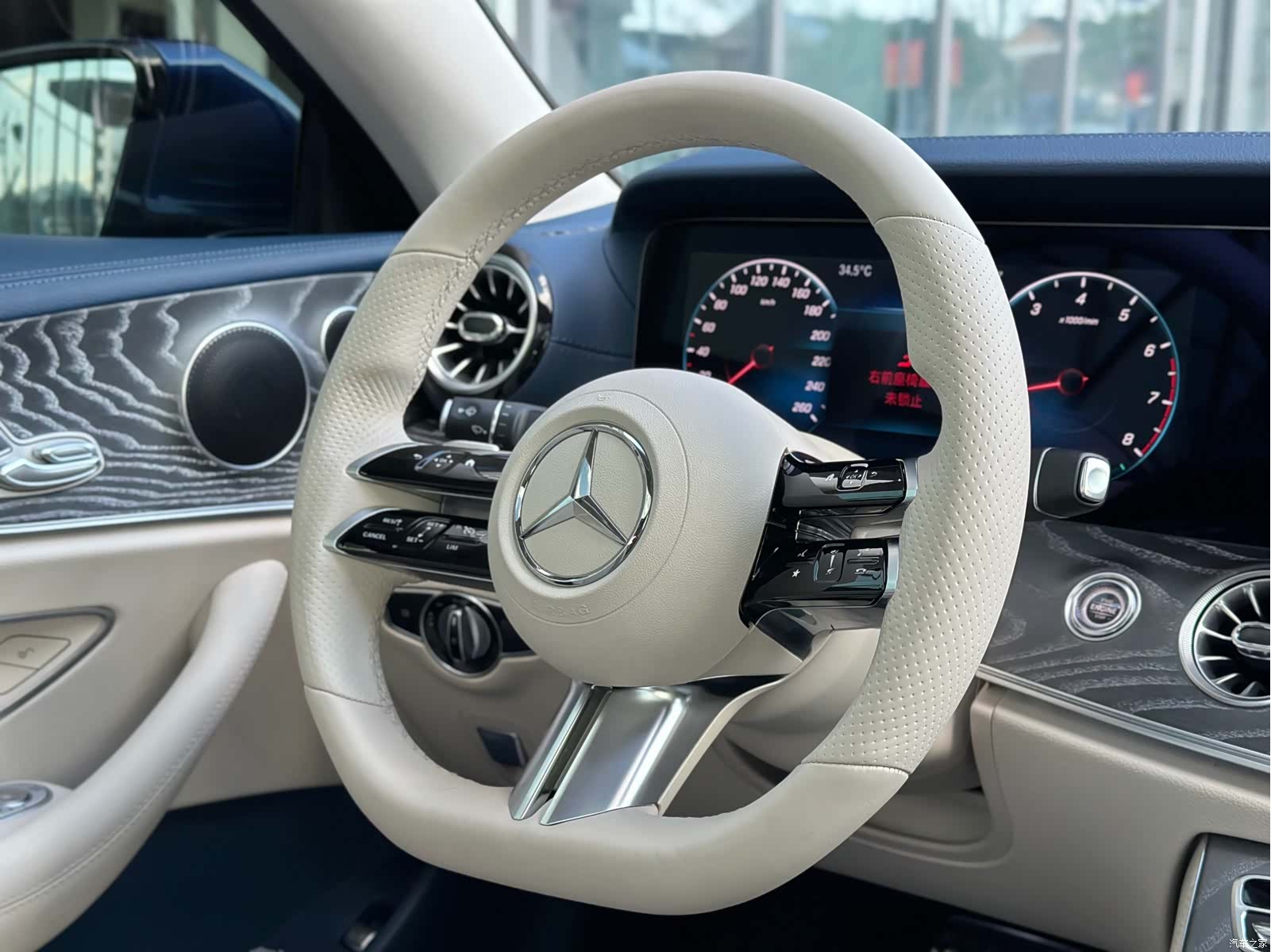 Mercedes-Benz E-Class, 2021 14