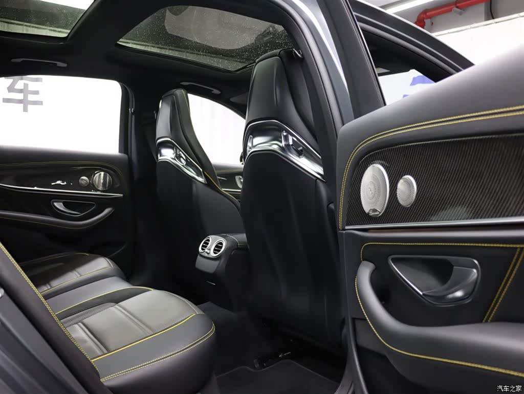Mercedes-Benz E-Class, 2021 23