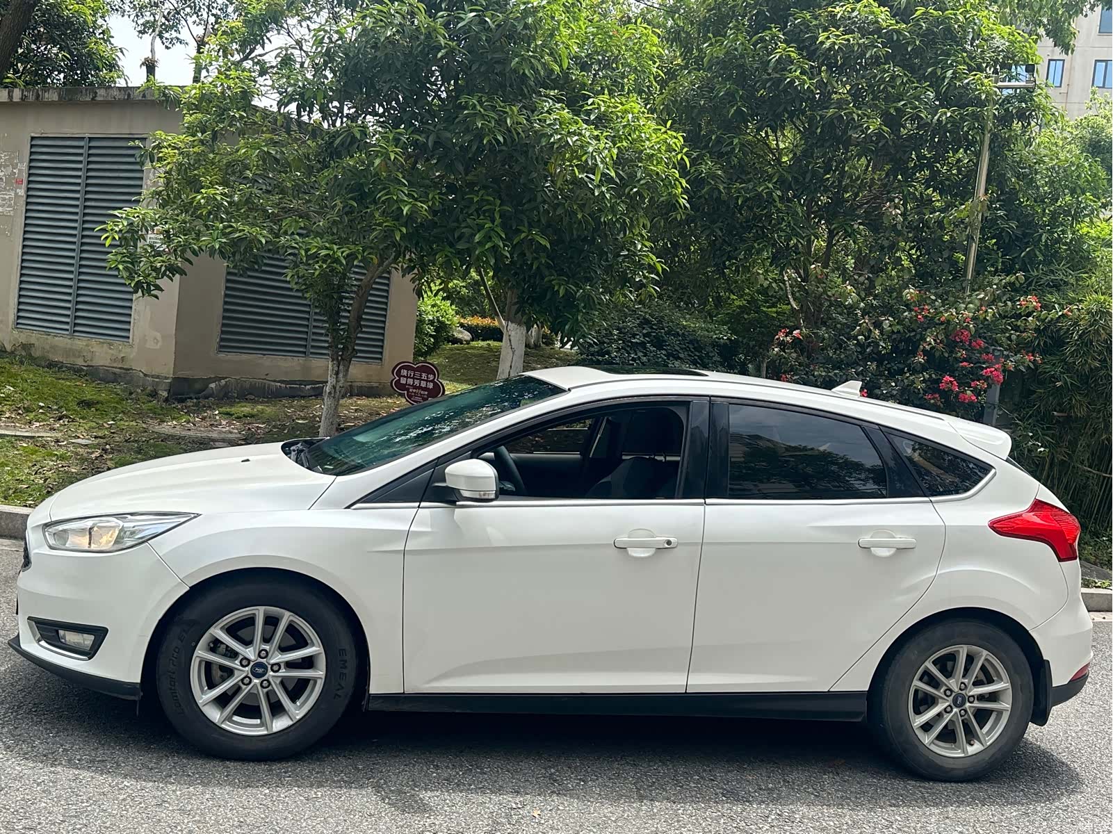 Ford Focus, 2019 7