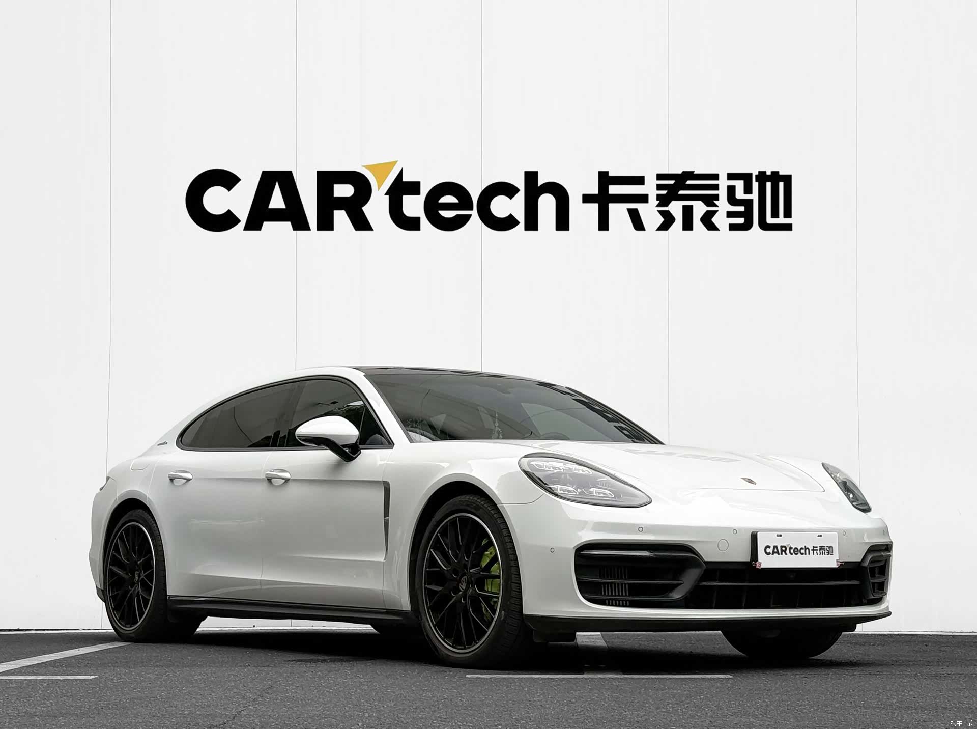 Porsche Panamera, 2022 3