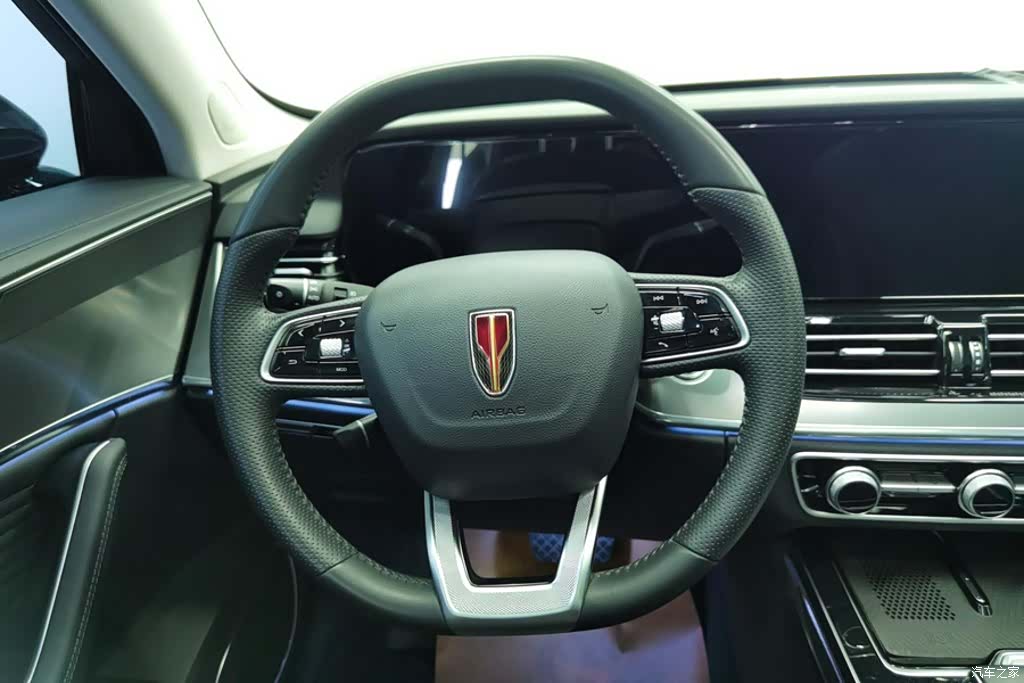 Hongqi HS5, 2023 15