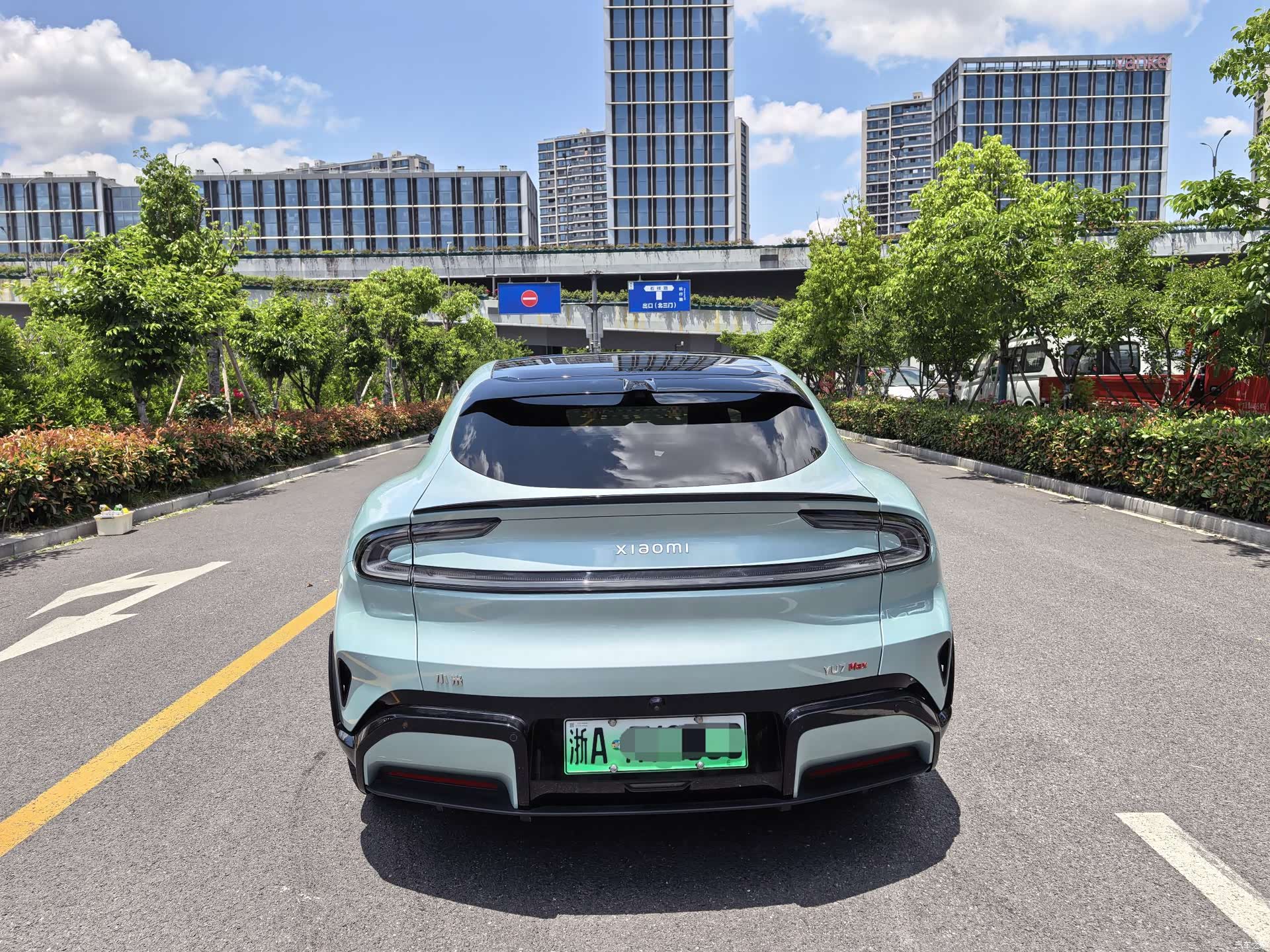 Xiaomi YU7, 2025 7