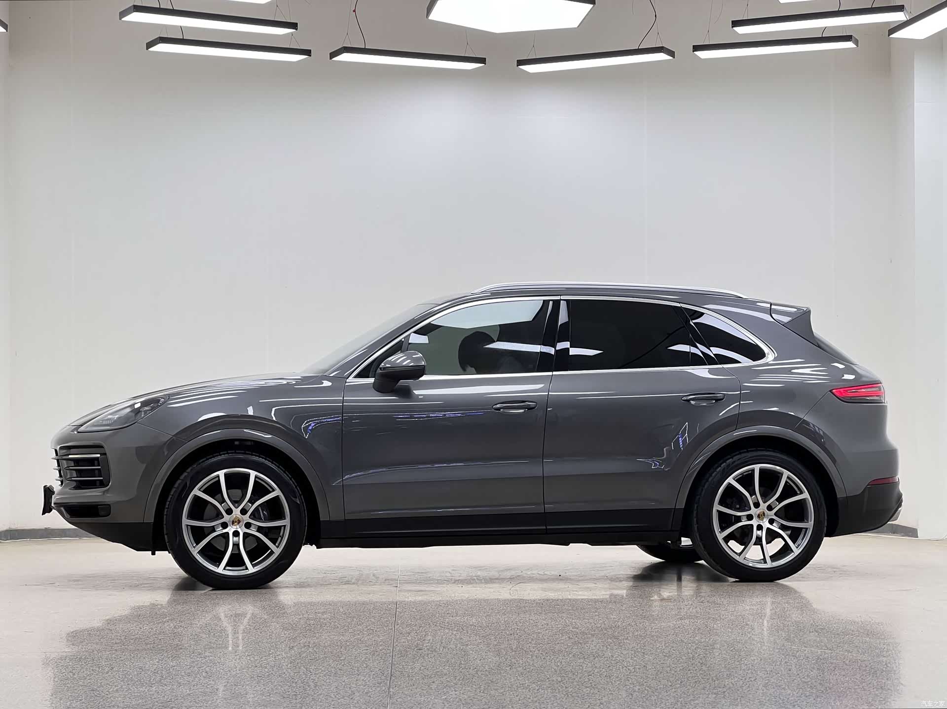 Porsche Cayenne, 2020 7