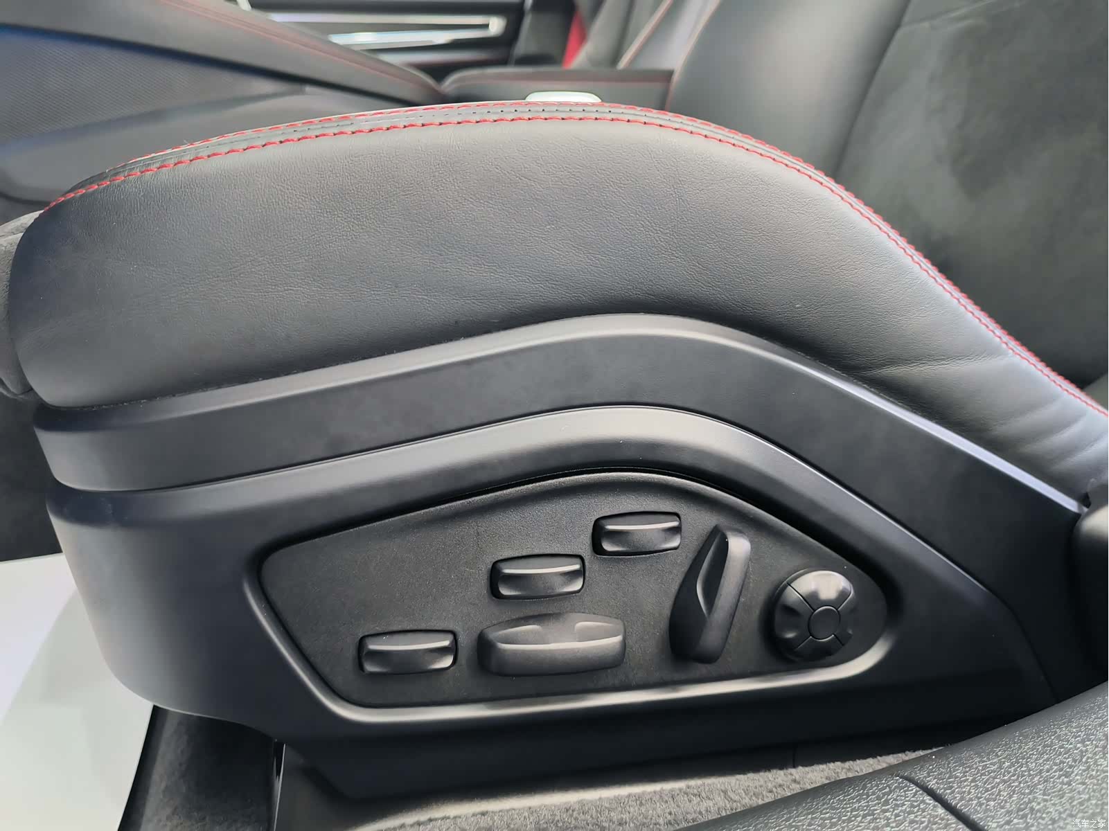 Porsche Panamera, 2024 12