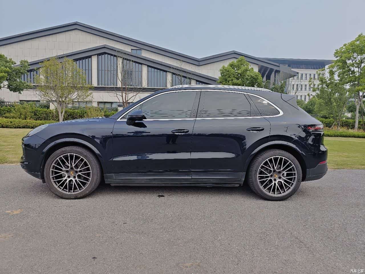 Porsche Cayenne, 2022 2