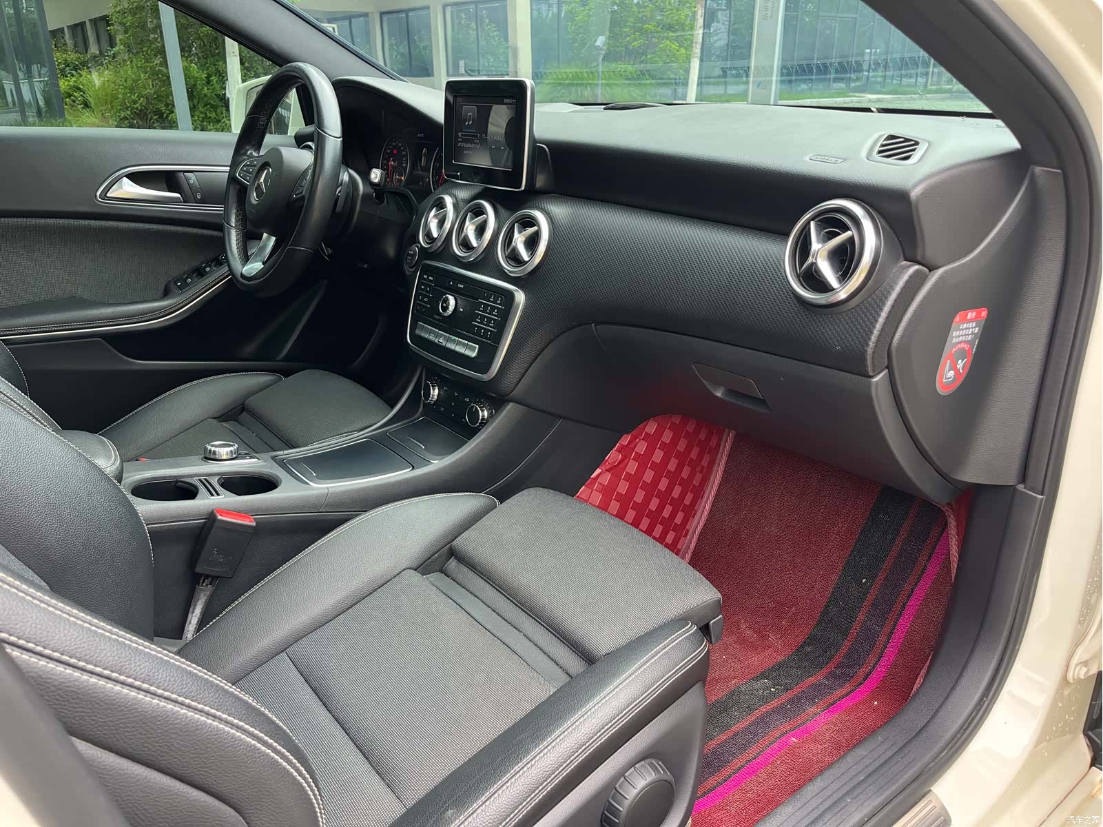 Mercedes-Benz A-Class, 2017 9