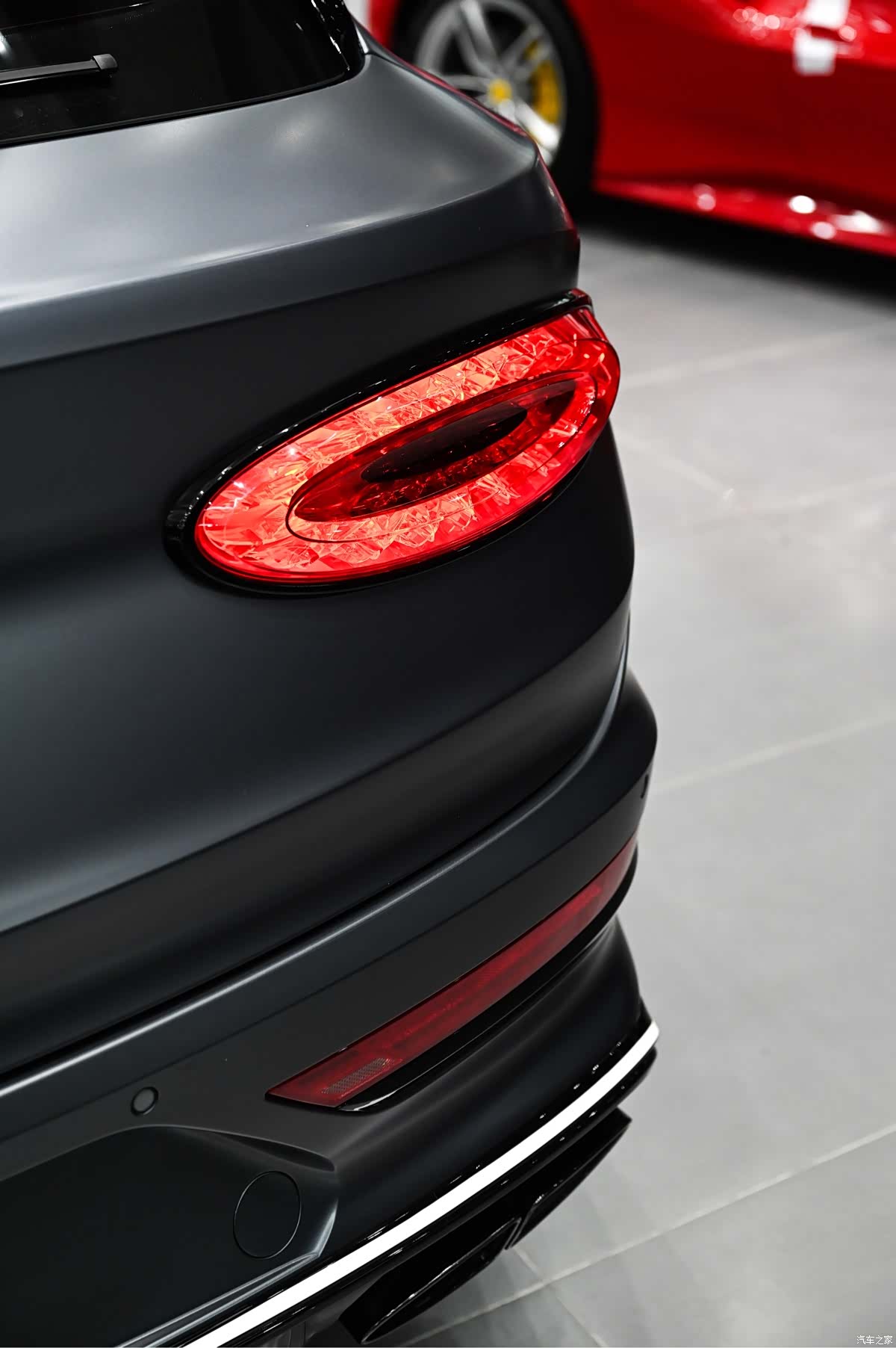 Bentley Bentayga, 2021 21