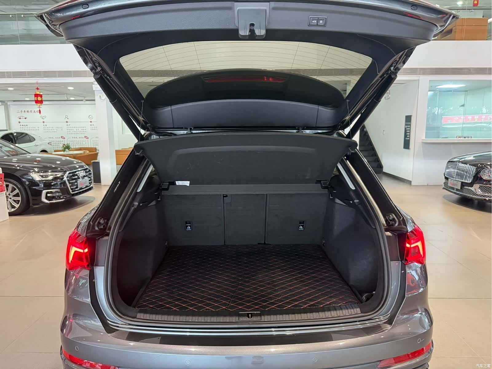 Audi Q3, 2023 19