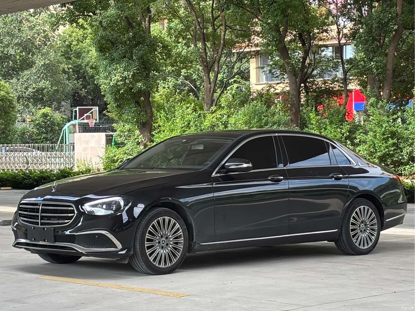 Mercedes-Benz E-Class, 2019 1