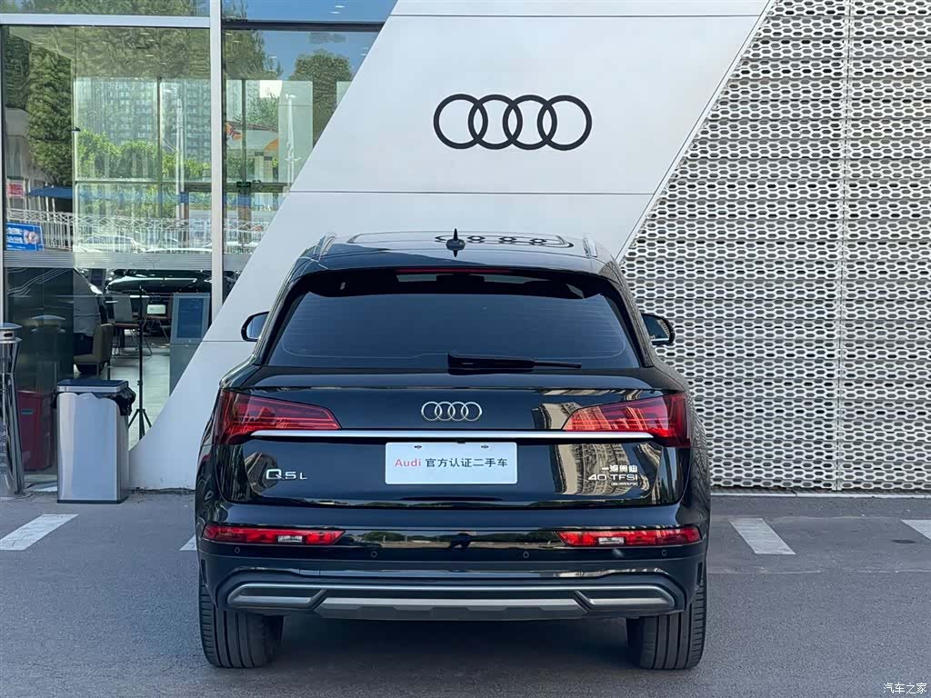 Audi Q5L, 2022 все фото