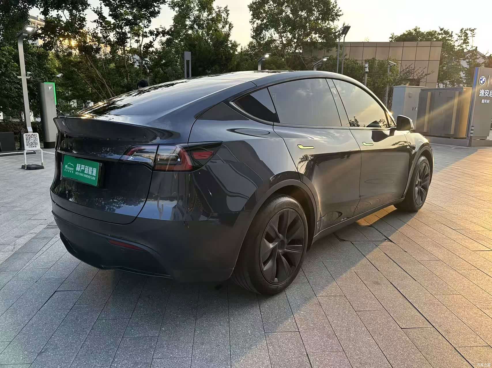Tesla Model Y, 2024 9