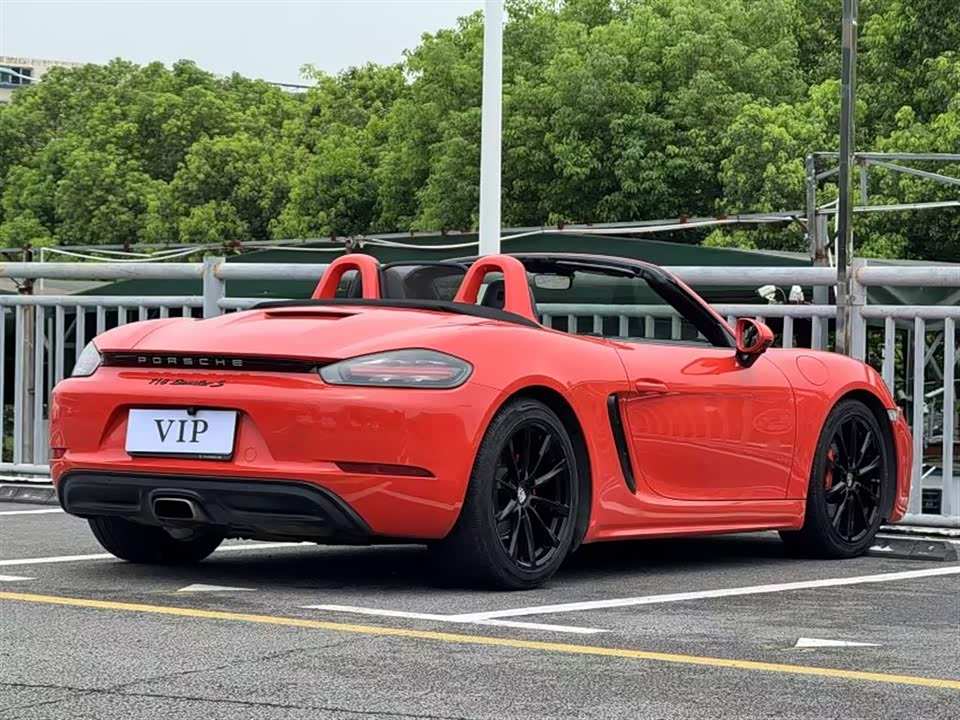 Porsche 718