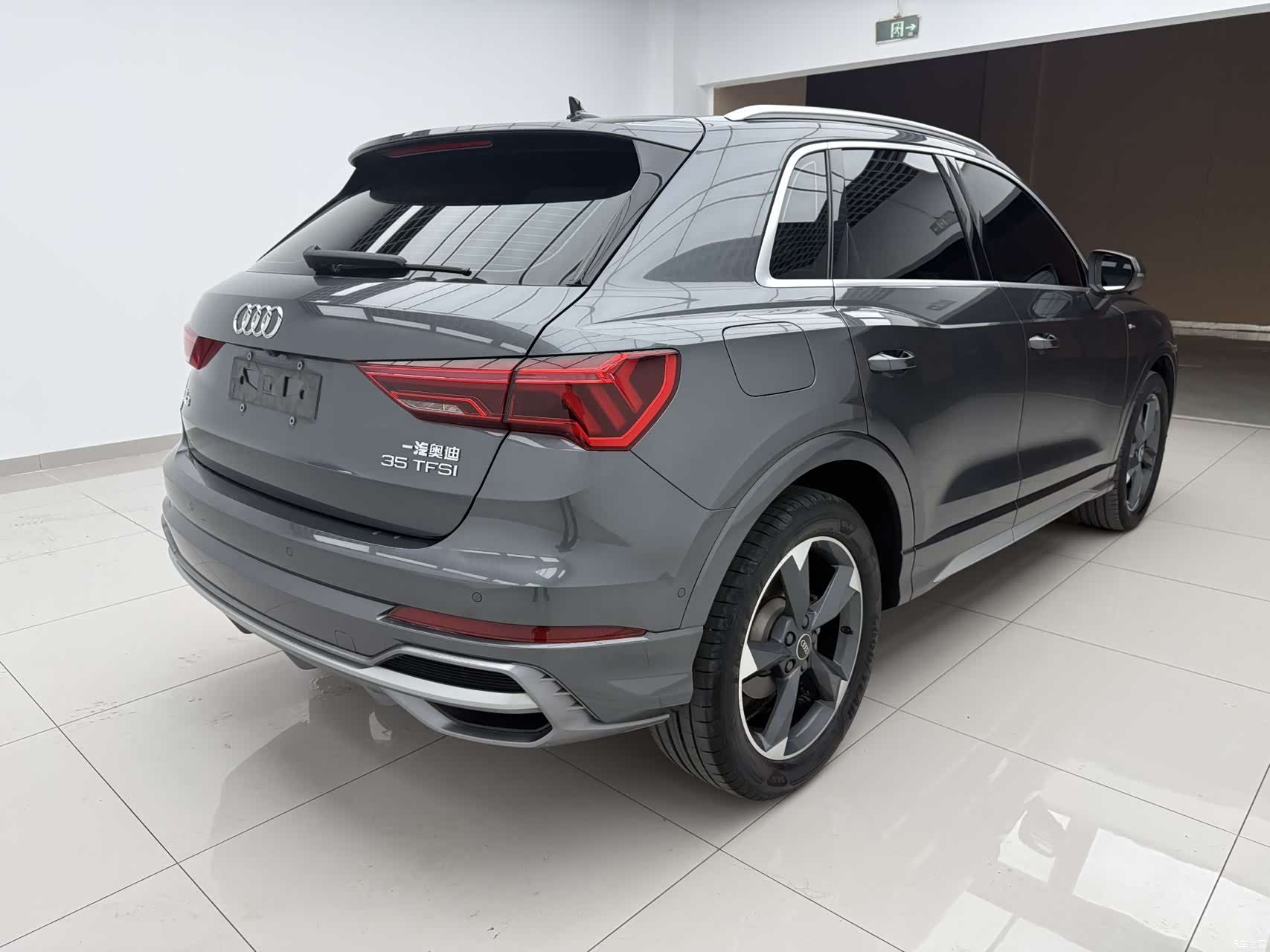 Audi Q3, 2022 6