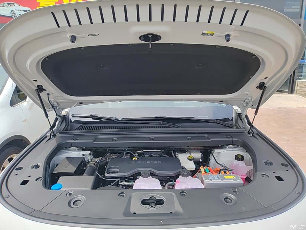 Leapmotor C10, 2025 20