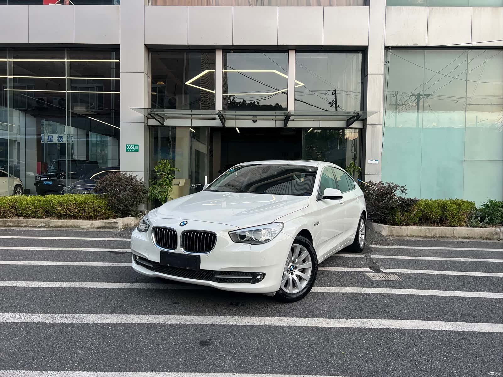 BMW 5 Series, 2011 2