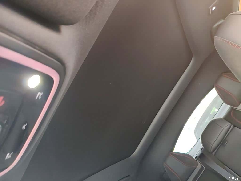 Lynk & Co 02, 2022 18