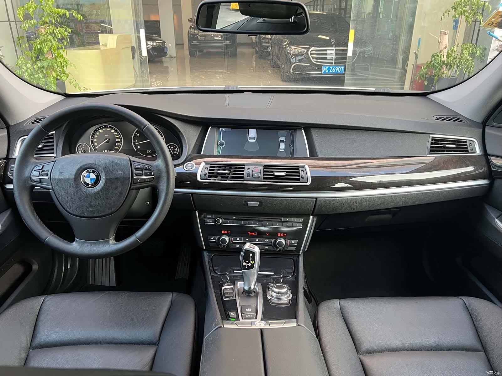 BMW 5 Series, 2011 все фото