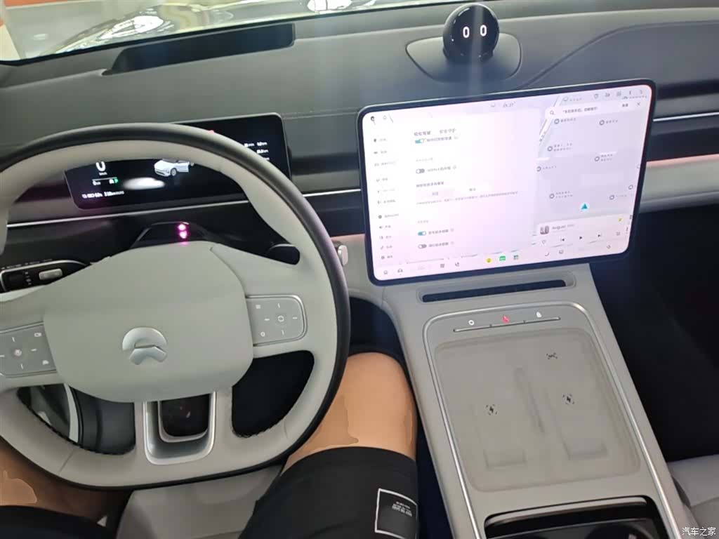 NIO ES6, 2025 10