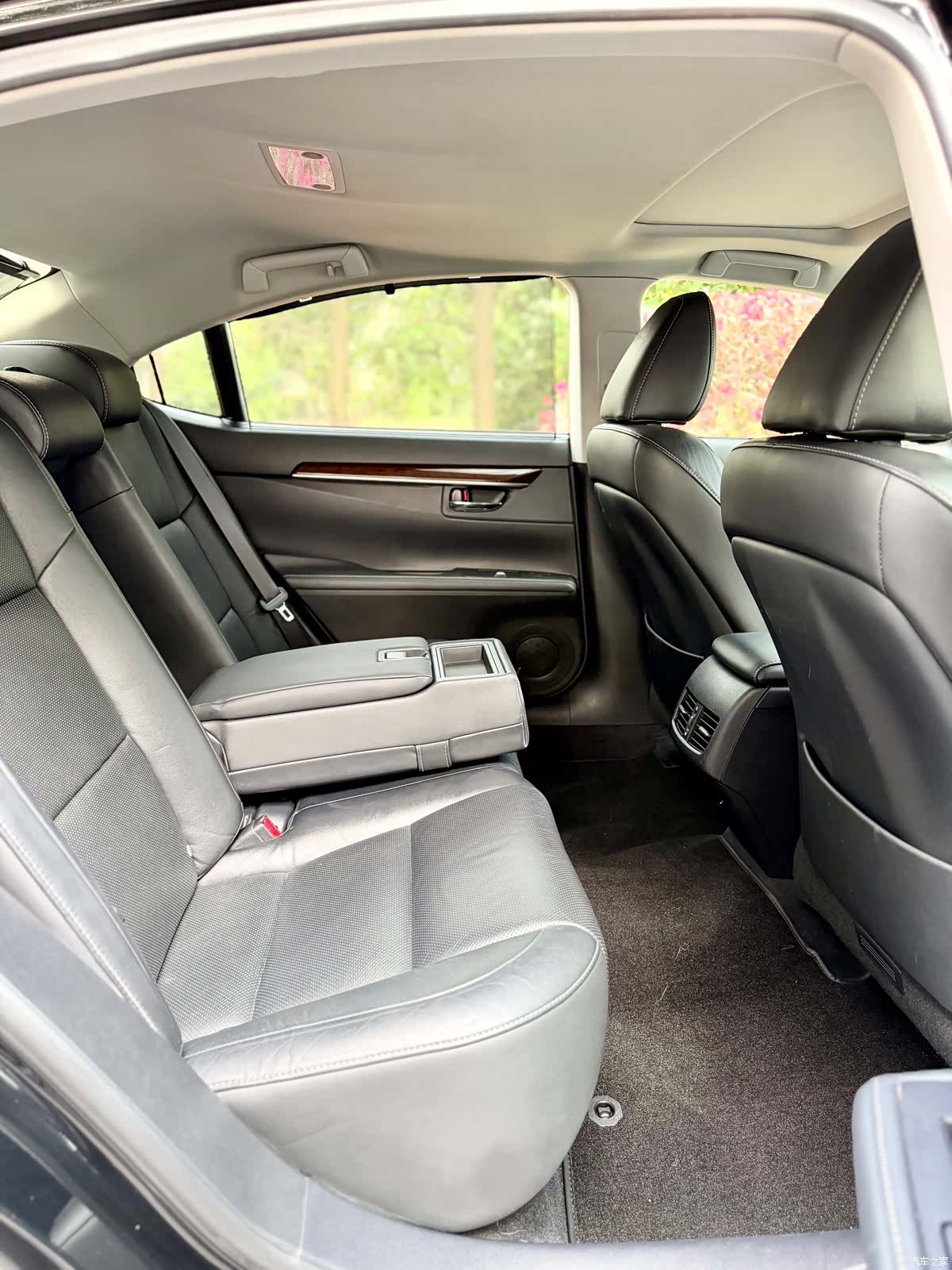 Lexus ES, 2014 19
