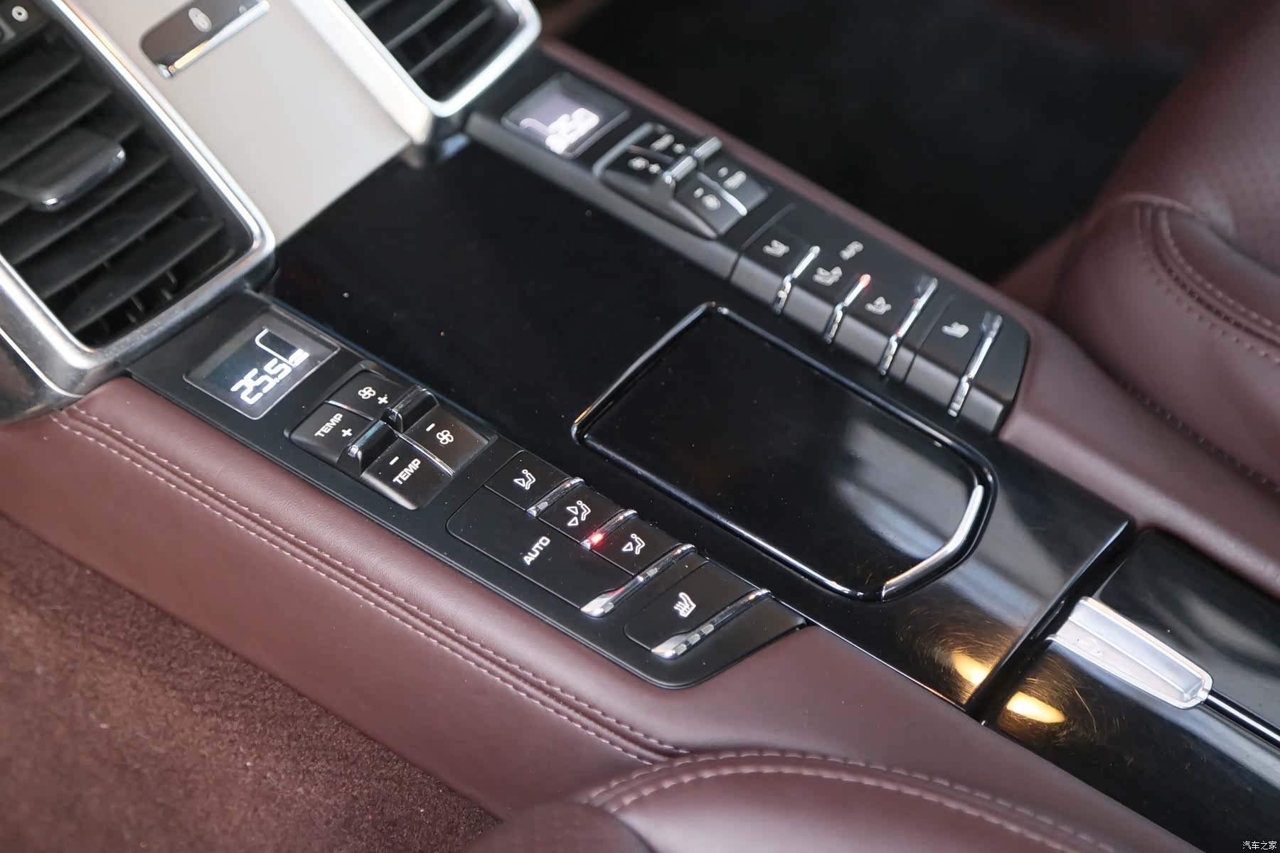 Porsche Panamera, 2015 все фото